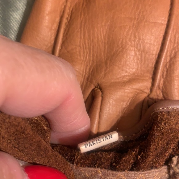 LEATHER GLOVES SZ LARGE. MADE IN PAKISTAN. CAMEL - Picture 7 of 16